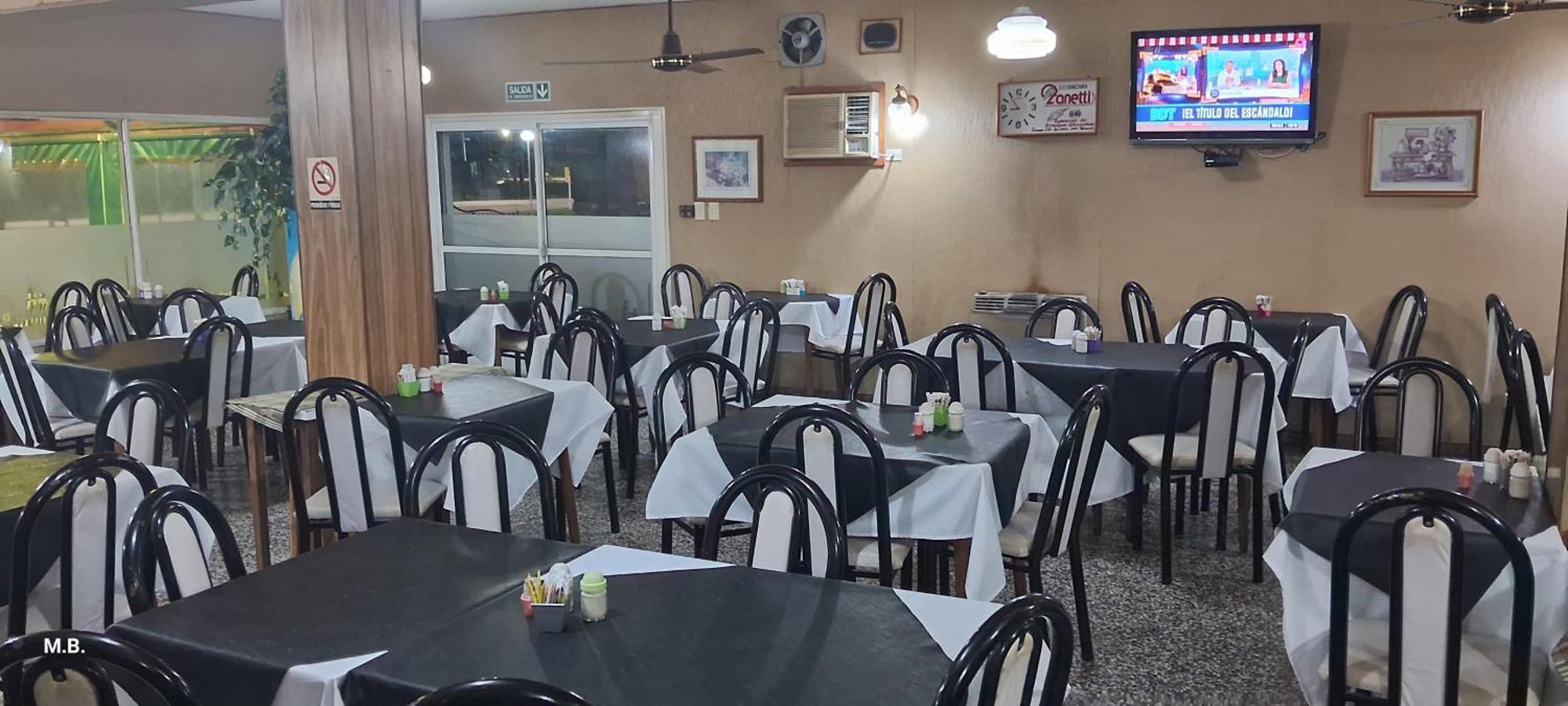 Hotel Y Restaurant Don Quijote Macachín Екстериор снимка
